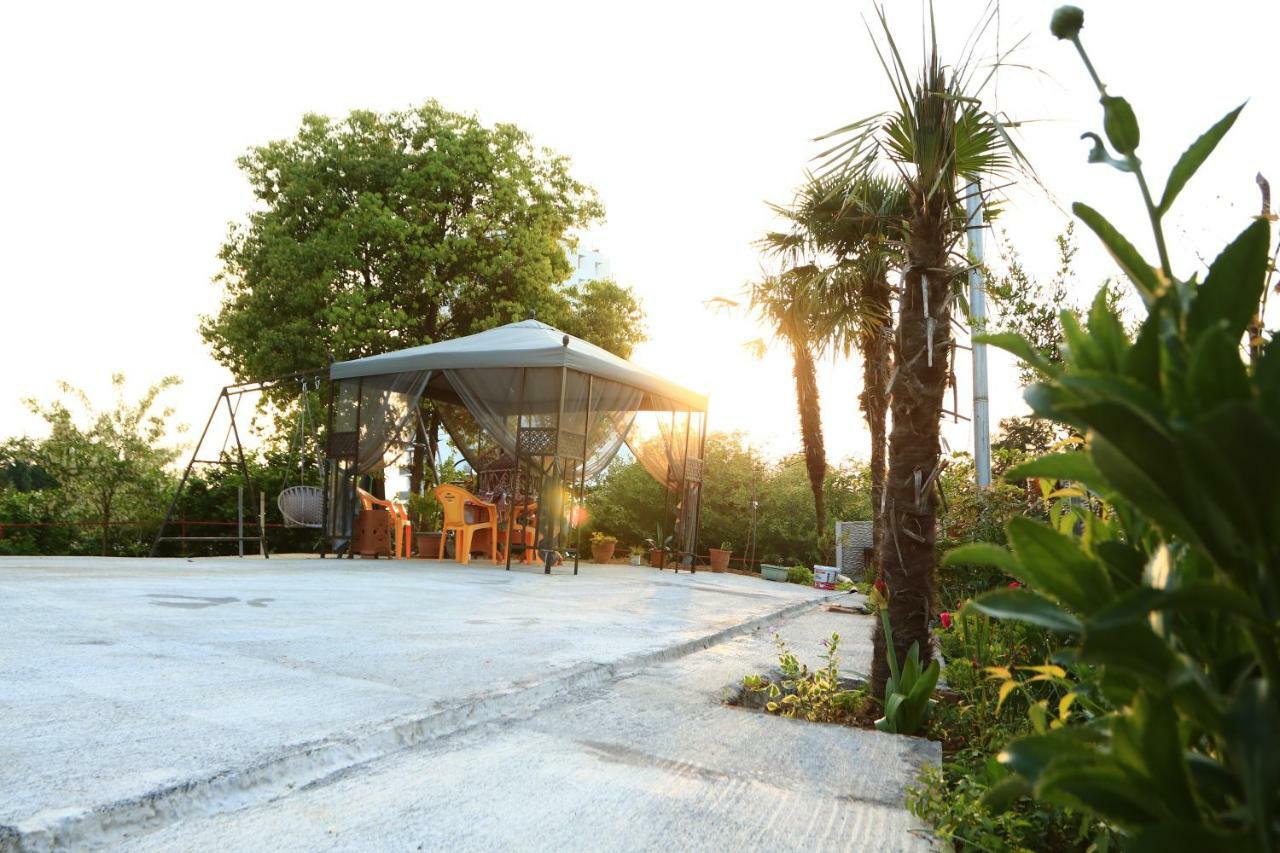 Rainbow Rooms Apart Hotel Makhindzsauri Kültér fotó