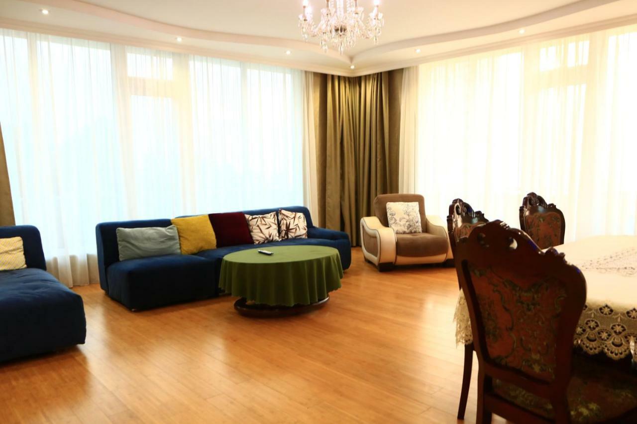 Rainbow Rooms Apart Hotel Makhindzsauri Kültér fotó