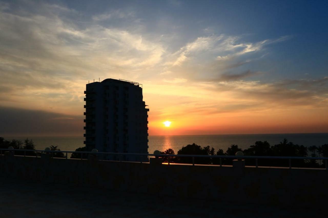 Rainbow Rooms Apart Hotel Makhindzsauri Kültér fotó