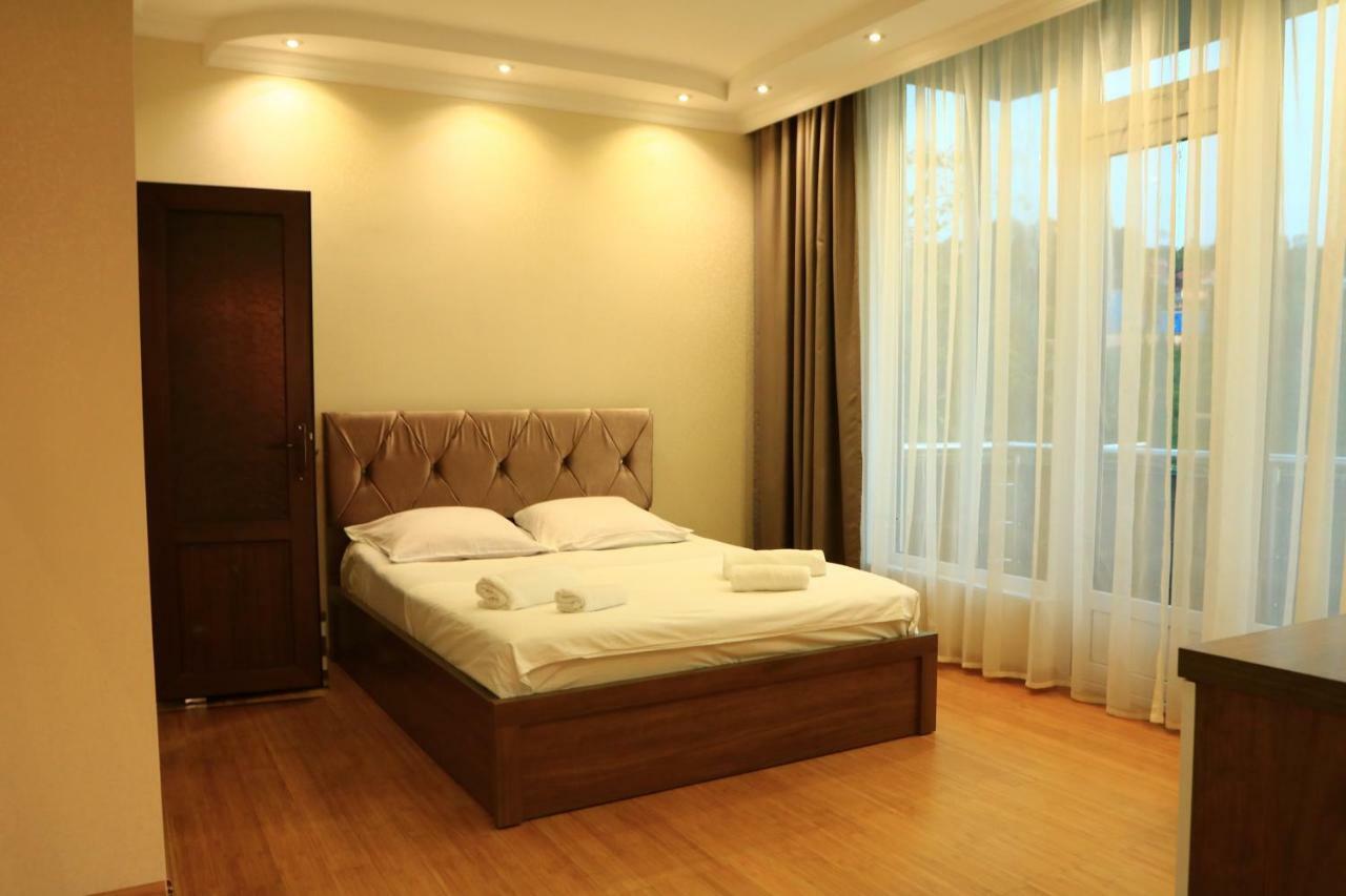 Rainbow Rooms Apart Hotel Makhindzsauri Kültér fotó